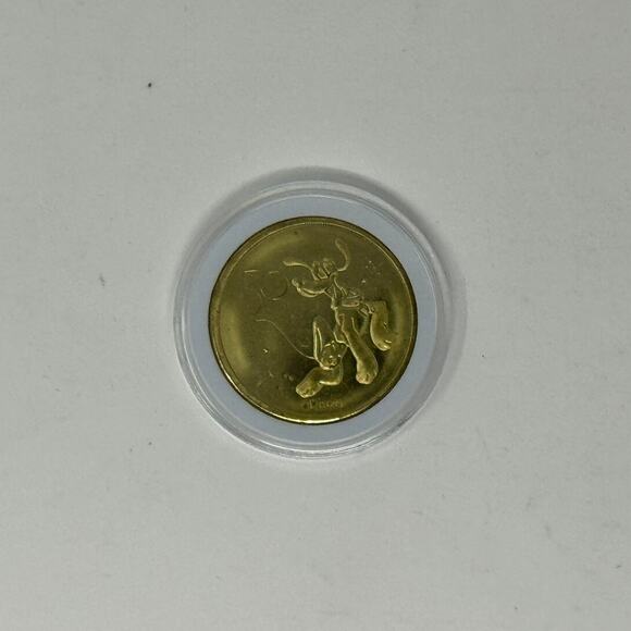 DISNEY 50th Anniversary Gold Medallion Coin Pluto - Picture 1 of 2